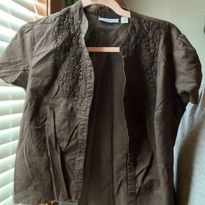 Brown short sleeve blouse!